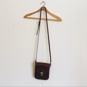 Full-grain leather crossbody purse